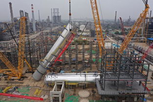 天津石化炼油产品结构调整项目首吊大件